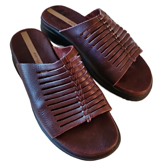 Easy Spirit Brown Leather Sandals, Womans Brown Slip-on Sandals - Picture 1 of 4